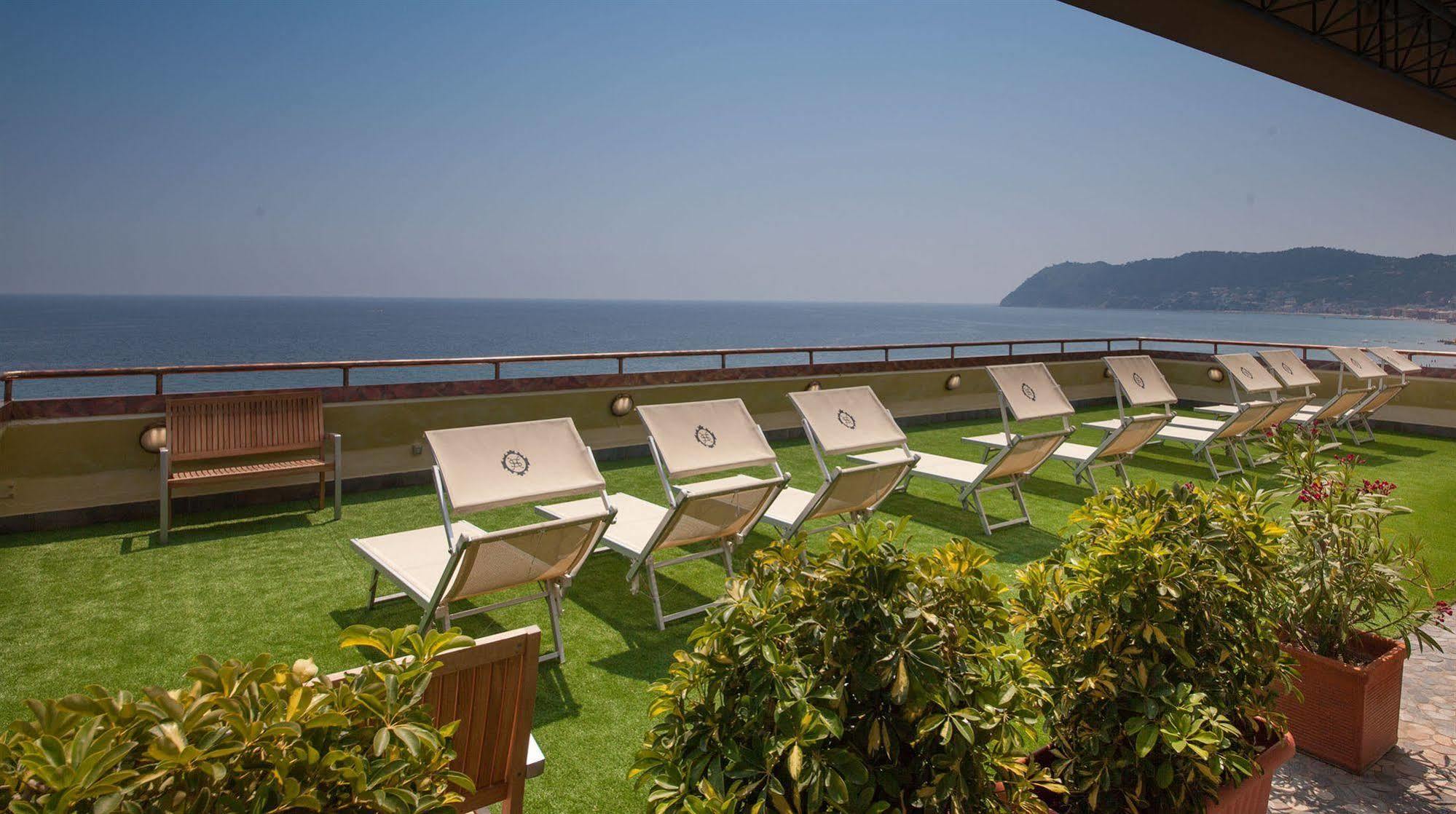 Grand Hotel Spiaggia Alassio Exterior foto